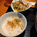 きつね庵 - ちりめん山椒ご飯＆ミニサラダ