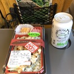 日本一 - 塩焼鳥弁当で秋田杉クラフトジンをゴクゴク！