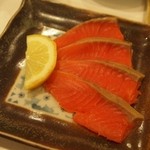 あら政 - 自家製 紅鮭のスモークサーモン