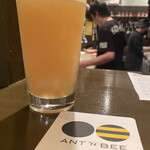 アントン ビー - 