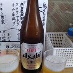 鳥もと - 瓶ビールで乾杯