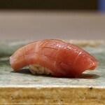 鮨 四心 - 中トロ