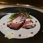 神戸牛 個室 ステーキ 吉祥 - 最高級黒毛和牛を使用したローストビーフサラダ