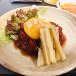 焼肉こぶた - 馬肉ユッケ