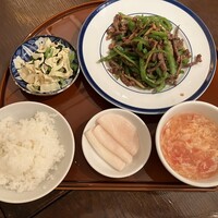 銀座ブルーリリー ステーキ＆チャイニーズレストラン - 