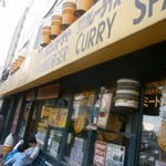 ラッキーピエロ - 外観①