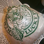 ラッキーピエロ - チャイニーズチキンバーガーのパッケージ①