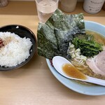 横浜ラーメン 町田家 - 