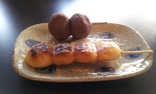 ちもと総本店 - 焼団子とそばだんご