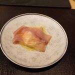 パルコ フィエラ - 鹿児島黒豚14か月熟成ハムに発酵させた自家製モッツァレラチーズ