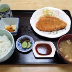 浜一食堂 - トンカツ定食（700円）