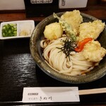 饂飩とお酒 からほり きぬ川 - 