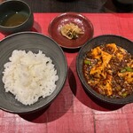4000 Chinese Restaurant - 〆の一品、麻婆豆腐