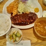 とんかつ 田なか屋 LCワールド店 - 