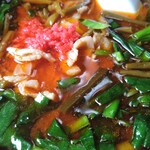 さかえや - 満州にらラーメン（味噌・アップ）