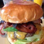 シェイクツリー バーガー＆バー - 