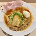 東京海老トマト - 「東京海老トマト(サービス盛り)(980円)+煮卵(120円)」です