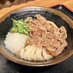 本場さぬきうどん 親父の製麺所 - 牛肉ぶっかけ・冷・小（580円税込）