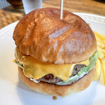 Jicchi burger - クラシックバーガー（1,320円）