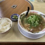 新立麺館 - 