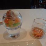 レストラン マノワ - お砂糖（金平糖）、サバランにかけるオレンジリキュール