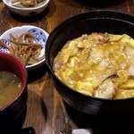 鳥の王様 - 親子丼(小)600円