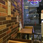 サンチャ フカミ - カウンター席が減り、テーブル席が増えました。