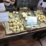 ラ・ターブル・ドゥ・イズミ - スコーンは食べ放題