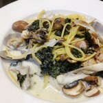 浅利と木の子と海苔の柚子胡椒クリームパスタ