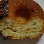 ねこぱんの店 あぽろん - 焼きドーナツの断面