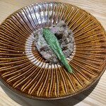 Itaria Ryourito Okashino Omise Makkia - 豚肉・カマンベールとレンズ豆・シシトウ