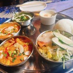 インドタイ料理 ロータスガーデン - カレーＣセット