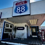 カフェ チャレンジャー 88 - 