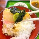 郷土料理 五志喜 - 濃いツユとしっかりとした鯛の身が絶妙