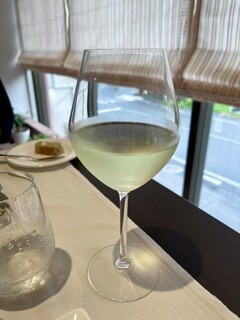 Resutoran Yamazaki - 白ワイングラス 津軽シャルドネ 1620円