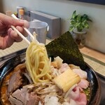 鴨だし拉麺 鳴馬良 - 