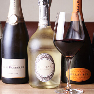 We have a wide range of wines from casual to authentic ◆We also have barrels and bubbles◎