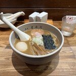 麺屋吉左右 - 遠目アングル