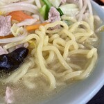 中華料理 喜楽 - タンメン 接写。