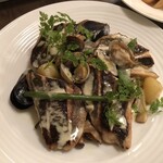 BISTRO POISSON ROUGE - 