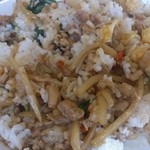 タイ屋台料理 ムエタイハウス - ・ランチ　ガイガパオ　混ぜ混ぜ完了