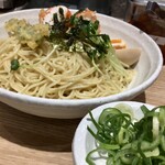 河童ラーメン本舗  - 冷やしざる麺 [大＝1.5玉]