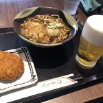 車や - 牛肉コロッケ蕎麦と生ビール