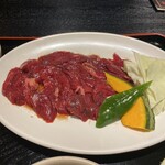 焼肉屋 Seiちゃん - 肉は赤身が多くて柔らかい