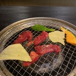 焼肉屋 Seiちゃん - 野菜一緒に食べられてヘルシー