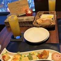 PRIME TOKYO 新宿野村ビル49F - 