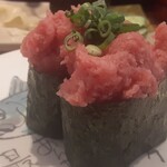 廻鮮寿司 塩釜港 - ネギトロ軍艦　182円