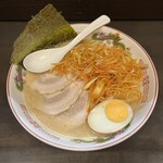 岡ちゃんラーメン - ネギとんこつチャーシュー 醤油