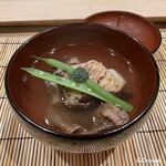 御料理 寺沢 - 備長炭焼の甘鯛と生木耳と莢隠元の椀物
