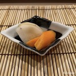 御料理 寺沢 - 大根と人参の糠漬